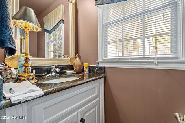 708 Raleigh Road Parkway W, Wilson, NC 27893