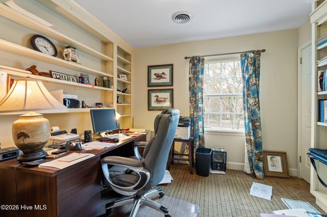 708 Raleigh Road Parkway W, Wilson, NC 27893