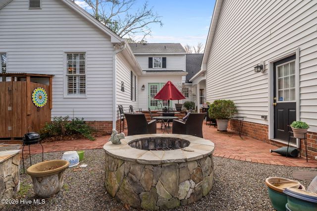 708 Raleigh Road Parkway W, Wilson, NC 27893