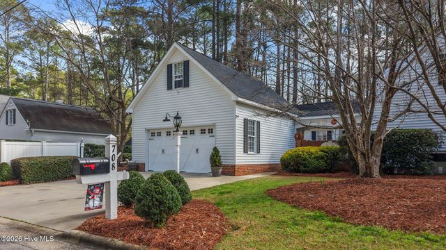 708 Raleigh Road Parkway W, Wilson, NC 27893