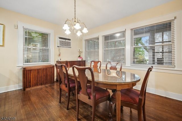 210 Hillside Rd, Elizabeth City, NJ 07208