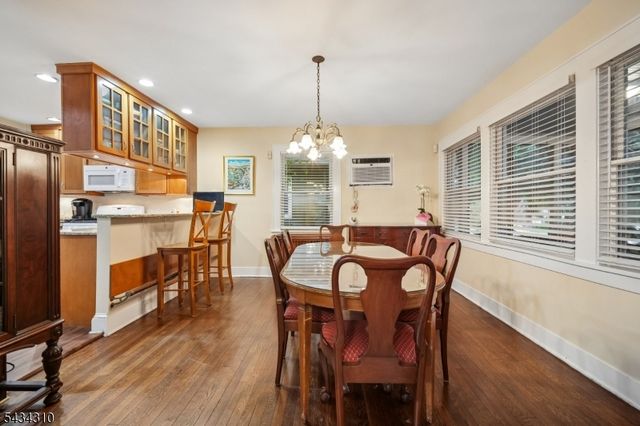 210 Hillside Rd, Elizabeth City, NJ 07208