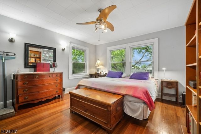 210 Hillside Rd, Elizabeth City, NJ 07208