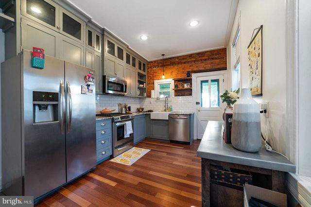 1517 E SUSQUEHANNA AVE, Philadelphia, PA 19125
