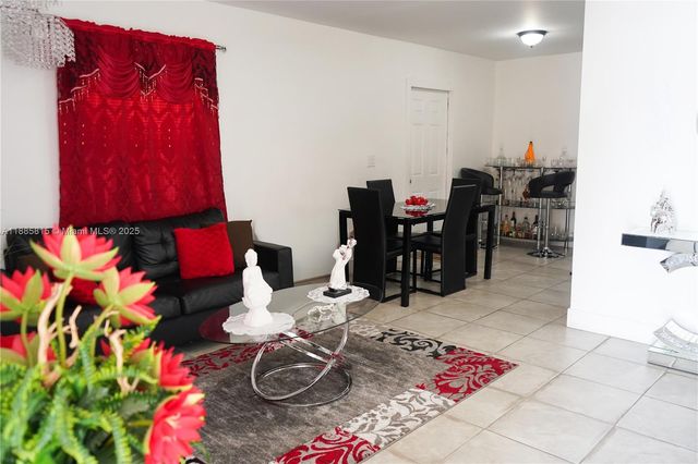 751 SE 8th St, Hialeah, FL 33010