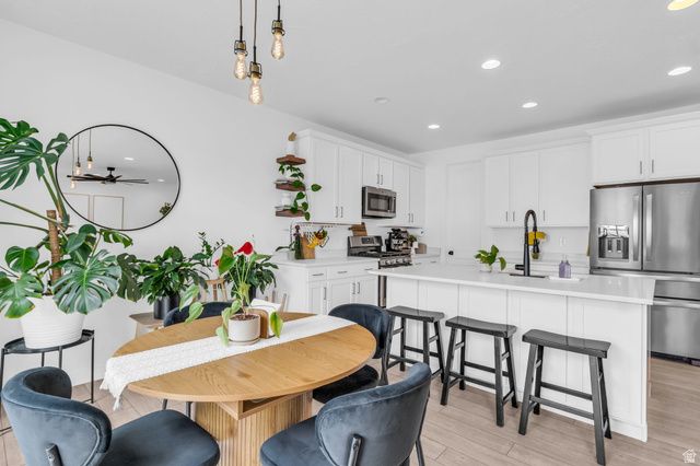 7039 W MONSEN WAY, West Jordan, UT 84081