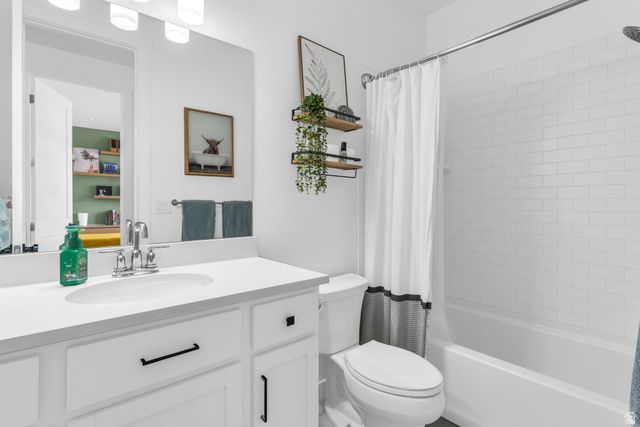 7039 W MONSEN WAY, West Jordan, UT 84081