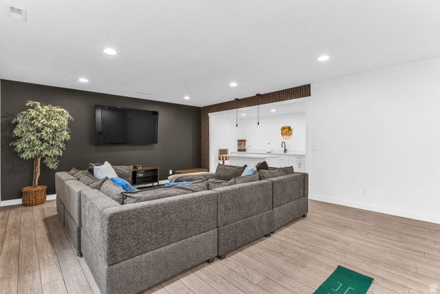 7039 W MONSEN WAY, West Jordan, UT 84081