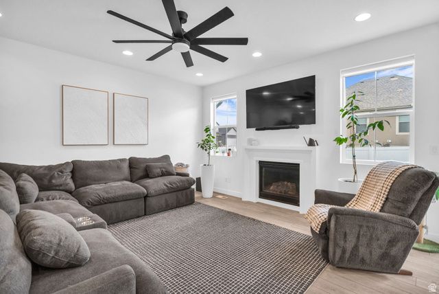 7039 W MONSEN WAY, West Jordan, UT 84081