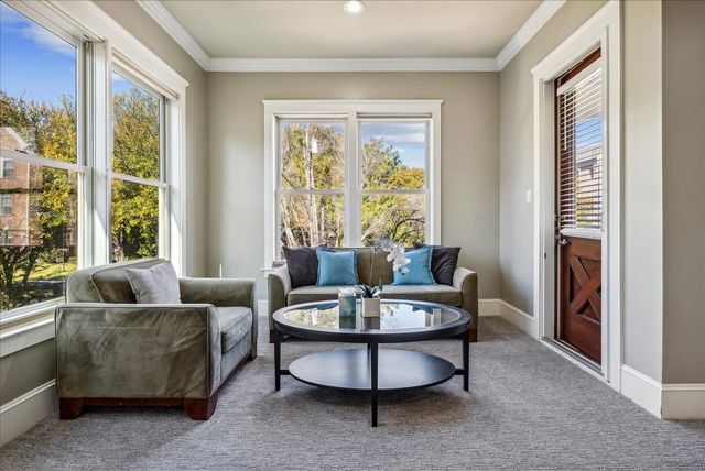 2618 Thomas Avenue, Dallas, TX 75204