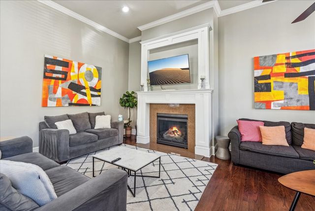 2618 Thomas Avenue, Dallas, TX 75204