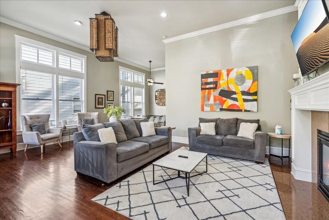 2618 Thomas Avenue, Dallas, TX 75204