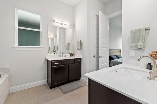 601 C-Bar Ranch TRL 6, Cedar Park, TX 78613