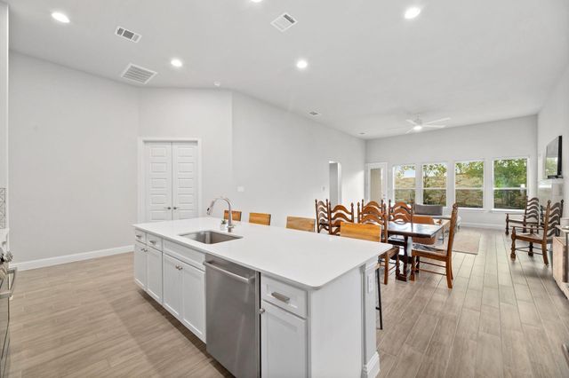 601 C-Bar Ranch TRL 6, Cedar Park, TX 78613