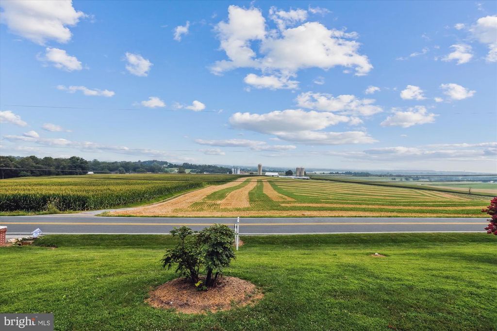 Image 12 of property listing at 15732 KELBAUGH RD, Thurmont, MD 21788