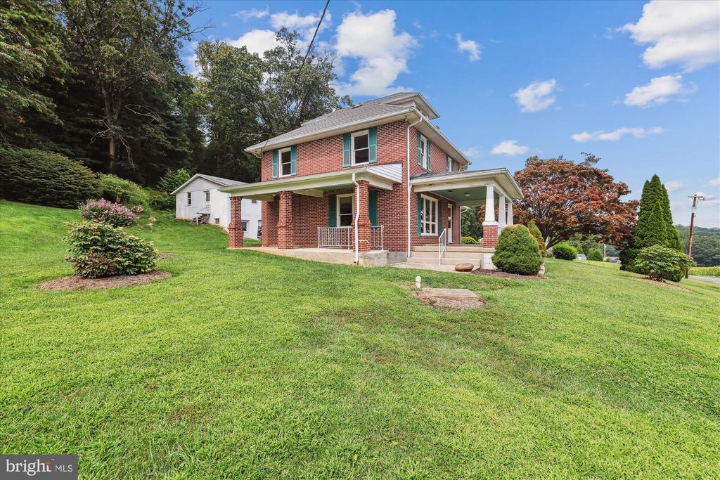 Image 5 of property listing at 15732 KELBAUGH RD, Thurmont, MD 21788