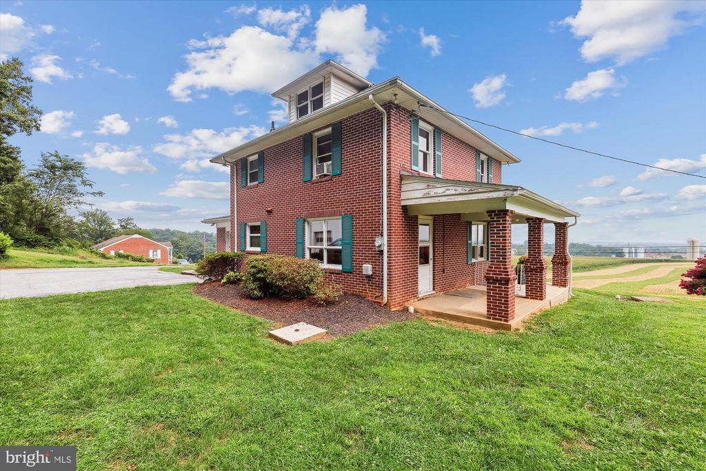 Image 6 of property listing at 15732 KELBAUGH RD, Thurmont, MD 21788
