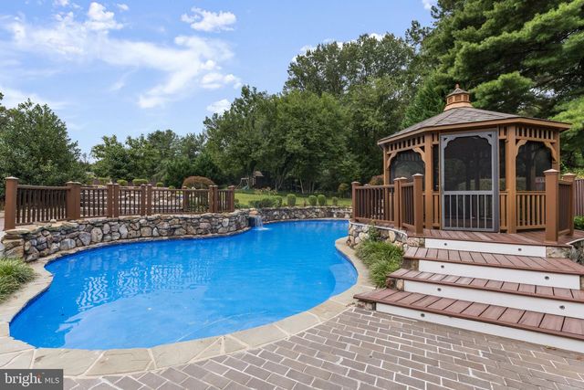 9424 BRIAN JAC LN, Great Falls, VA 22066