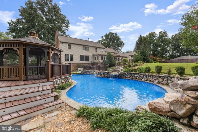 9424 BRIAN JAC LN, Great Falls, VA 22066