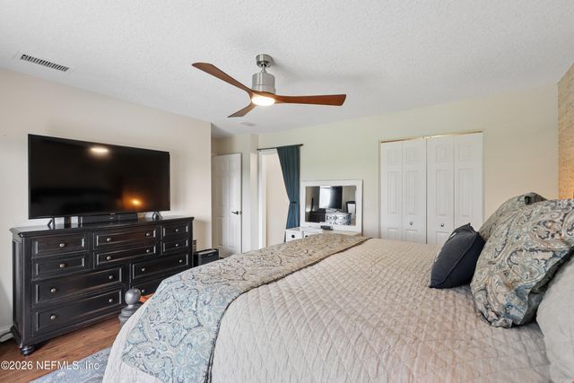 3831 LUTH Drive E, Jacksonville, FL 32250