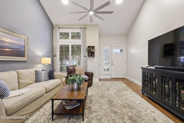 3831 LUTH Drive E, Jacksonville, FL 32250