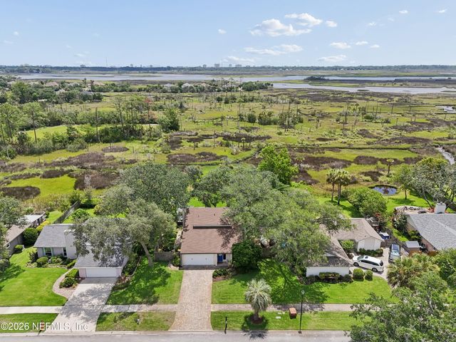 3831 LUTH Drive E, Jacksonville, FL 32250