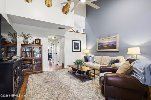 3831 LUTH Drive E, Jacksonville, FL 32250