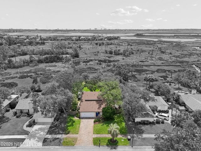 3831 LUTH Drive E, Jacksonville, FL 32250