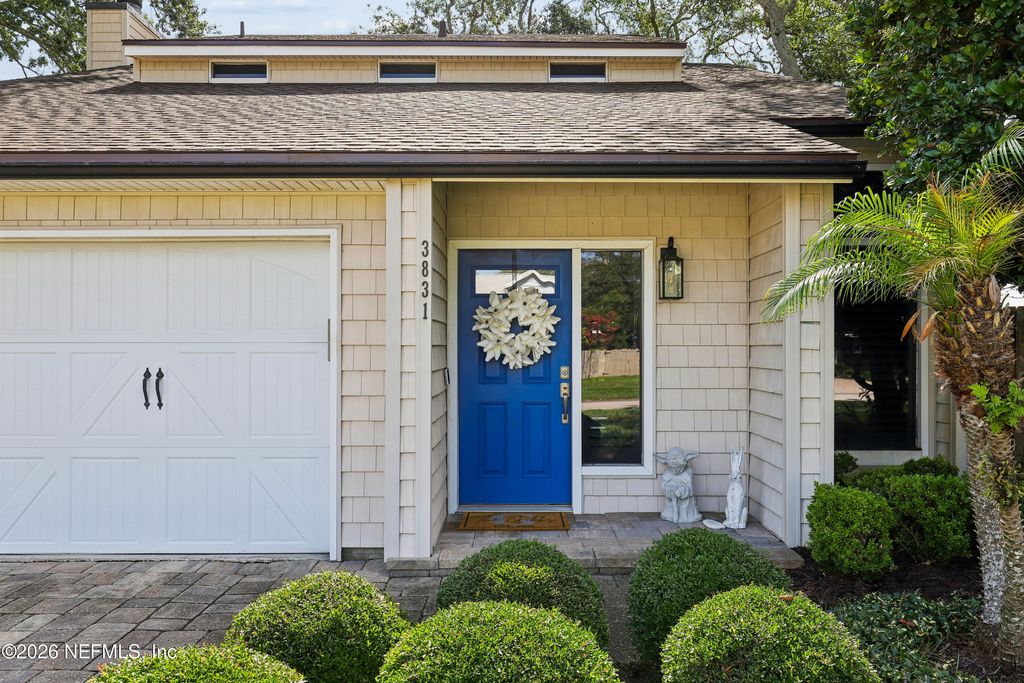 3831 LUTH Drive E, Jacksonville, FL 32250