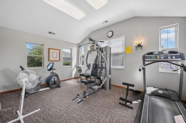 402 Napa Valley, 303, Highland Heights, KY 41076