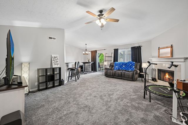 402 Napa Valley, 303, Highland Heights, KY 41076