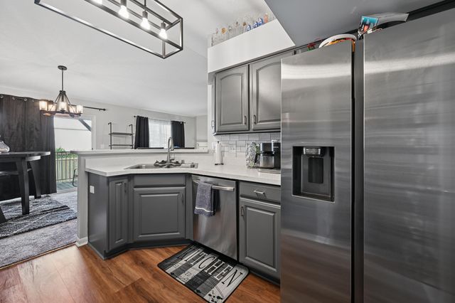 402 Napa Valley, 303, Highland Heights, KY 41076