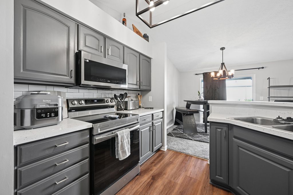 402 Napa Valley, 303, Highland Heights, KY 41076