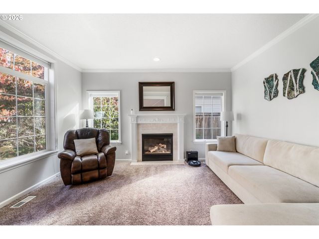 2860 BARBADOS Dr, Eugene, OR 97408