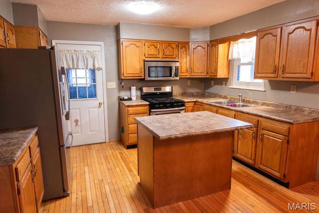 3411 Brown Rd. Road, Brighton, IL 62012