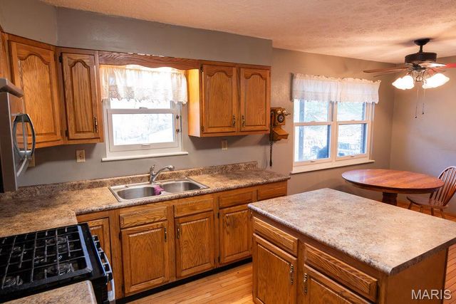 3411 Brown Rd. Road, Brighton, IL 62012