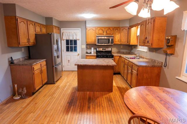 3411 Brown Rd. Road, Brighton, IL 62012