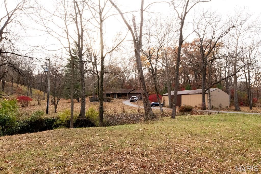 3411 Brown Rd. Road, Brighton, IL 62012