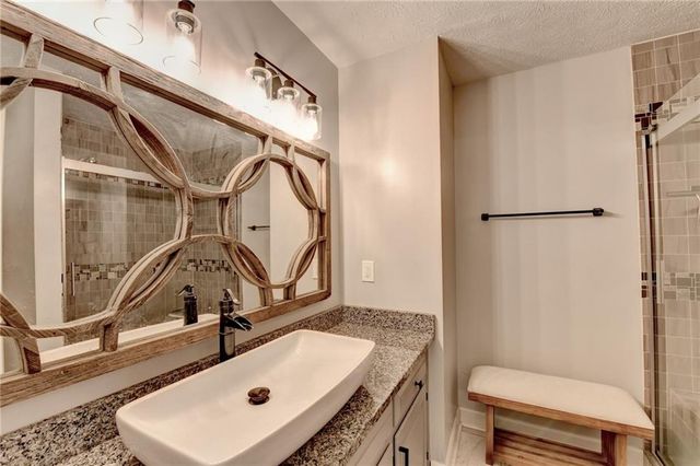 7111 Saint Charles Square, Roswell, GA 30075