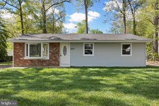 123 PARDEE, Browns Mills, NJ 08015
