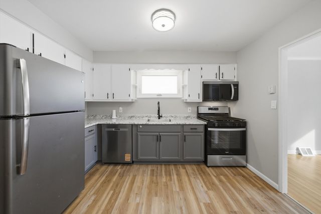 1003 Plaza Drive, Joliet, IL 60435