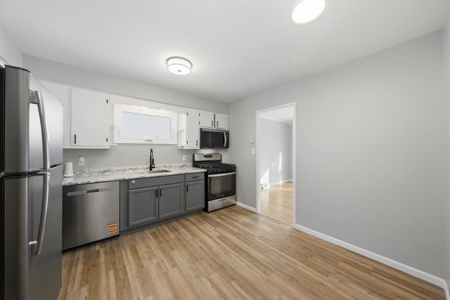 1003 Plaza Drive, Joliet, IL 60435