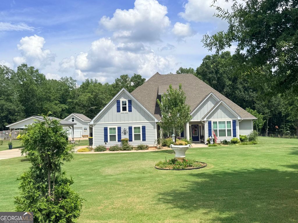 1011 Al Roberts Road, Senoia, GA 30276