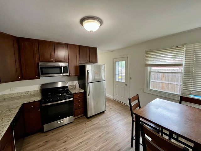 3603 Kirchoff Road, Rolling Meadows, IL 60008