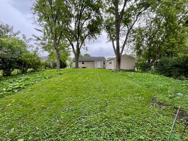 3603 Kirchoff Road, Rolling Meadows, IL 60008