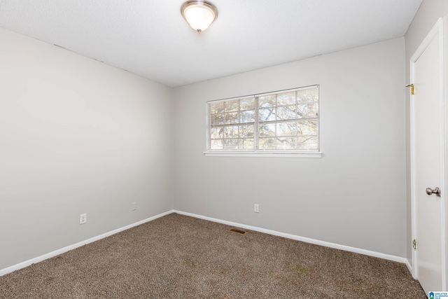 504 CREEKVIEW TERRACE, Pelham, AL 35124