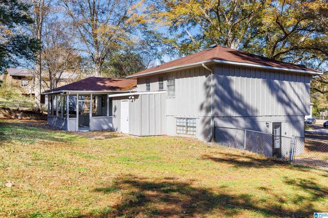 504 CREEKVIEW TERRACE, Pelham, AL 35124