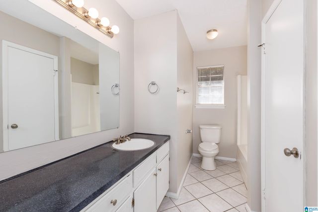 504 CREEKVIEW TERRACE, Pelham, AL 35124