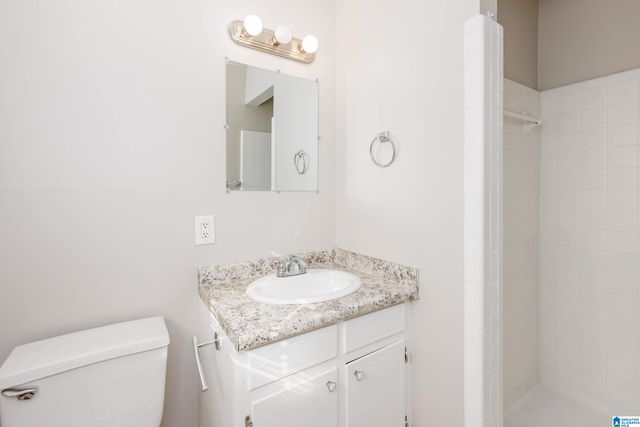 504 CREEKVIEW TERRACE, Pelham, AL 35124