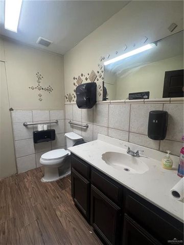 2620 W Freddy Gonzalez Drive, Edinburg, TX 78539